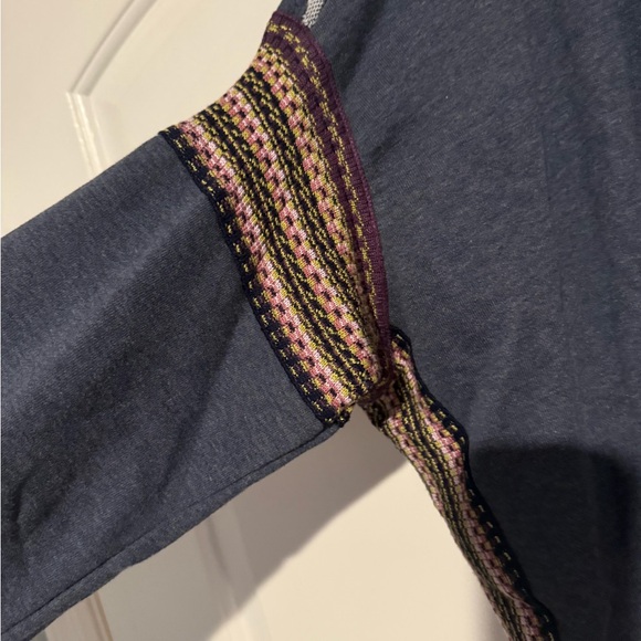 Gray Knit Trim Sweater - Picture 3 of 6